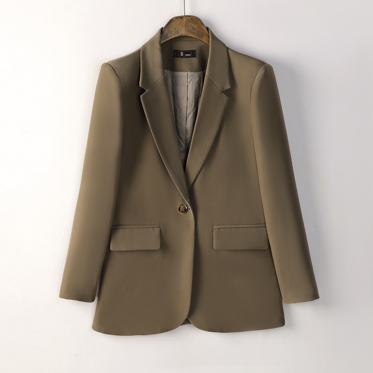 https://fulmo-img-server.com/pants-set/593937d5-6ed5-4c65-a94c-f9e8202dbbad.jpg