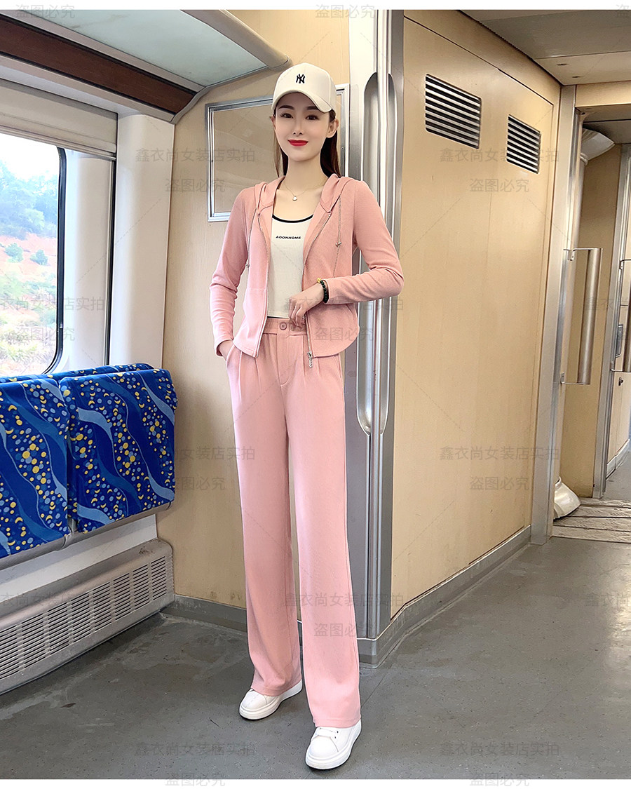 パンツセットアップ ジップアップパーカーとワイドパンツの上下セット