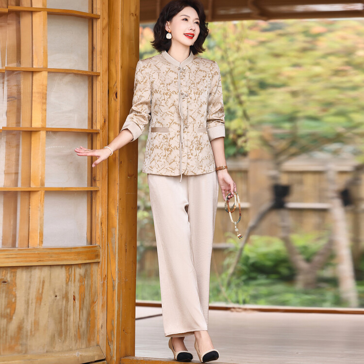 https://fulmo-img-server.com/pants-set/5deb4380-24b9-4900-886c-a4b172953bdc.jpg