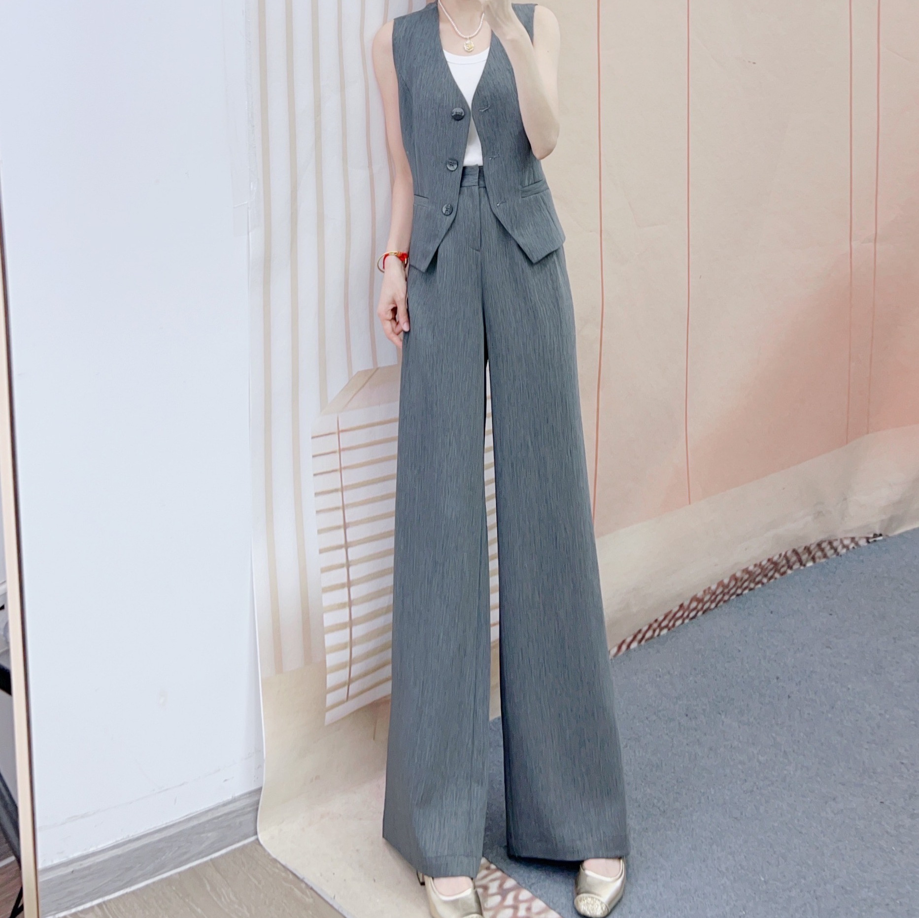 パンツセットアップ ノースリーブベスト超ワイドパンツセット