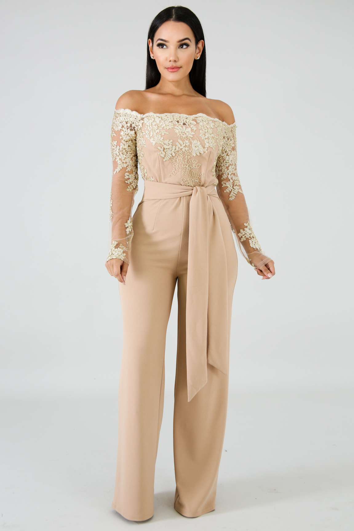 https://fulmo-img-server.com/pants-set/637ed36f-a4ba-4998-84a4-d32ba5593e4f.jpg