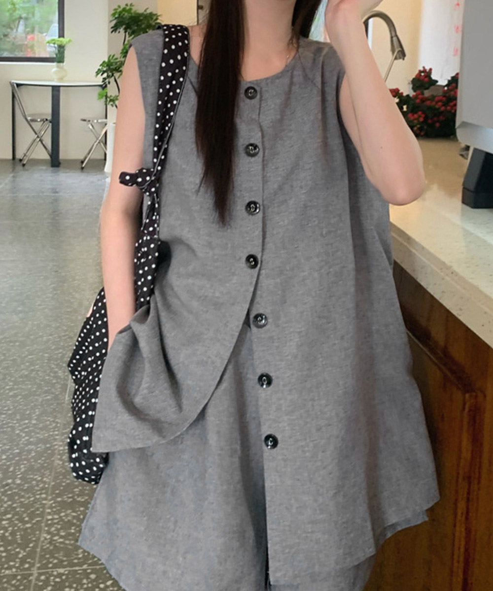 https://fulmo-img-server.com/pants-set/6434c160-d670-46e9-82df-2edfeec5a559.jpg