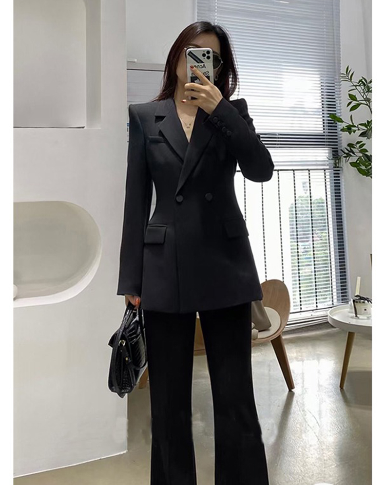 パンツセットアップ 洗練されたダブルブレストジャケット二点式パンツセットアップ