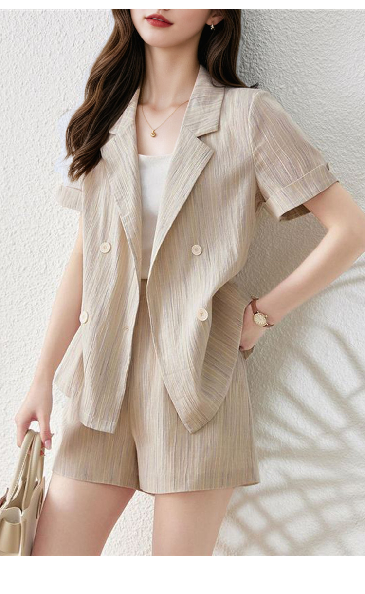 https://fulmo-img-server.com/pants-set/6e75746b-93ab-4441-bf0c-0b925c824889.jpg
