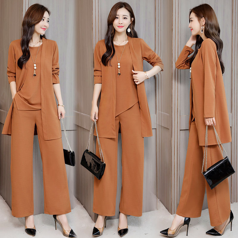 https://fulmo-img-server.com/pants-set/6eb5f1bb-8dcf-4917-af68-9bdc7d78e894.jpg