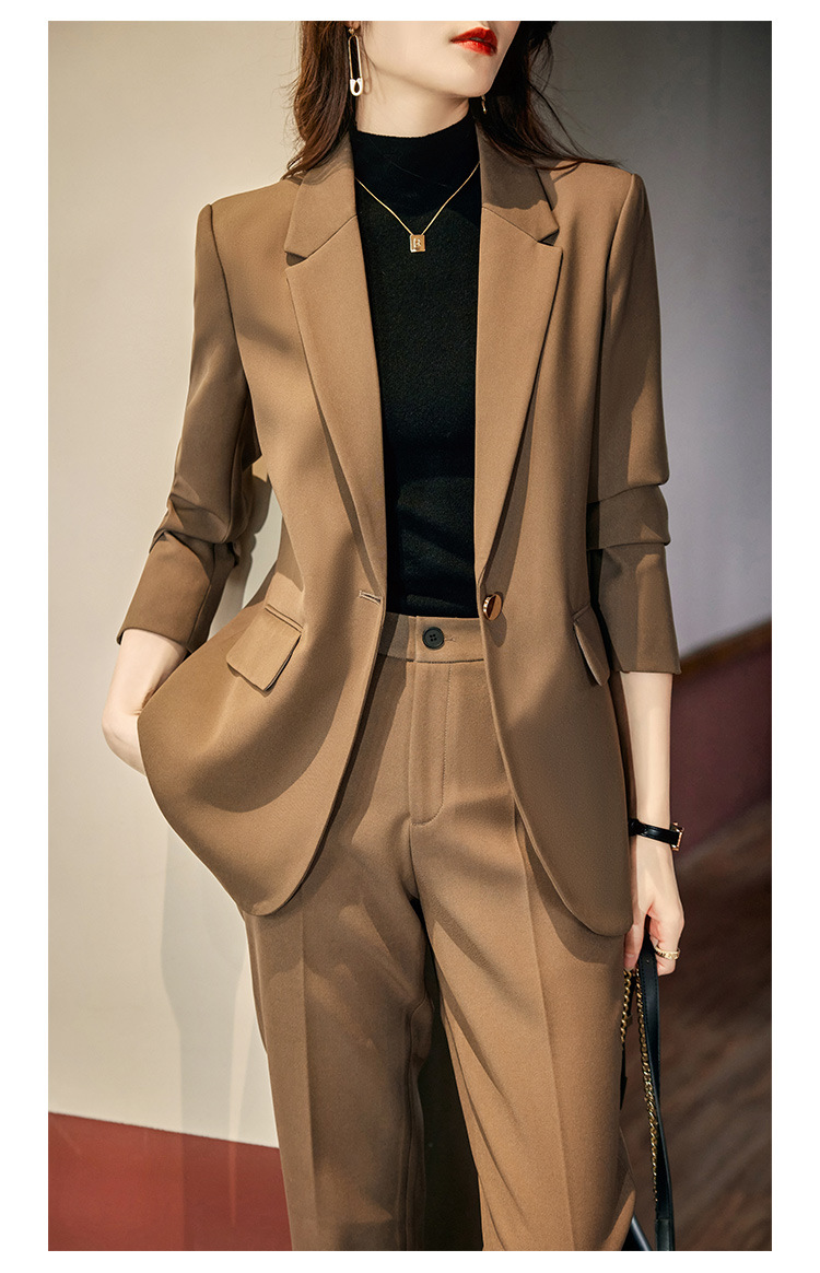 https://fulmo-img-server.com/pants-set/73968830-cb34-4bb2-875f-f04031e59f0f.jpg