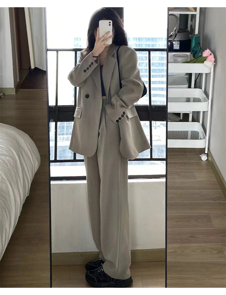 https://fulmo-img-server.com/pants-set/75919896-1966-4988-96dd-0d45596af962.jpg
