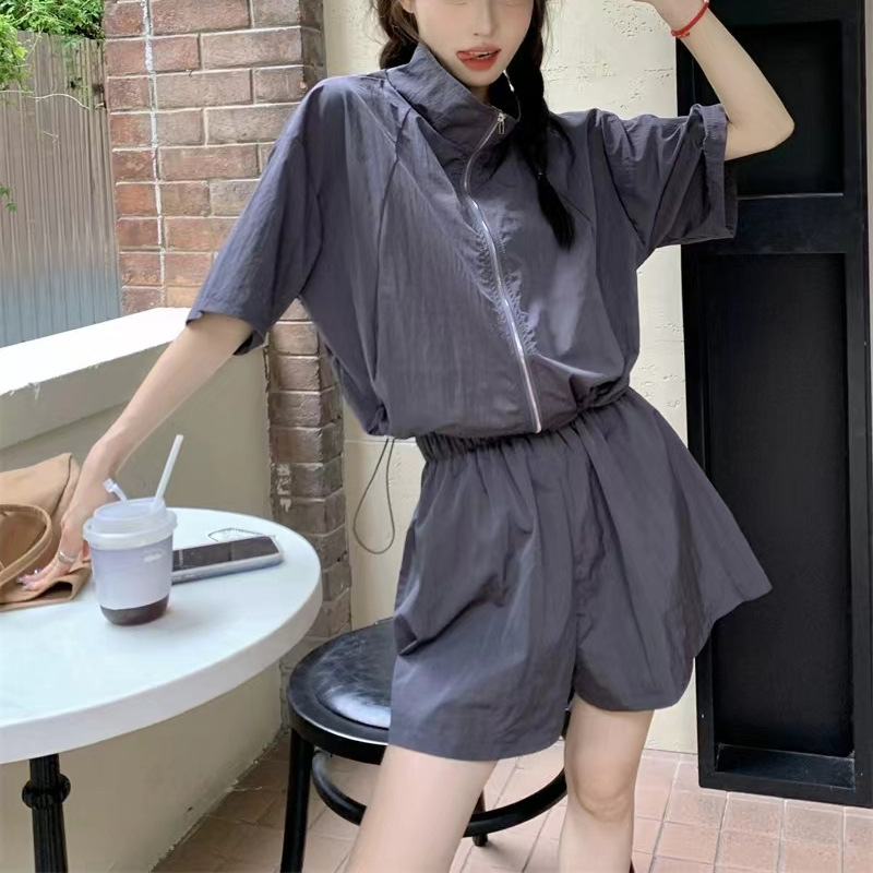 パンツセットアップ ジップアップブルゾン風ショートパンツセット