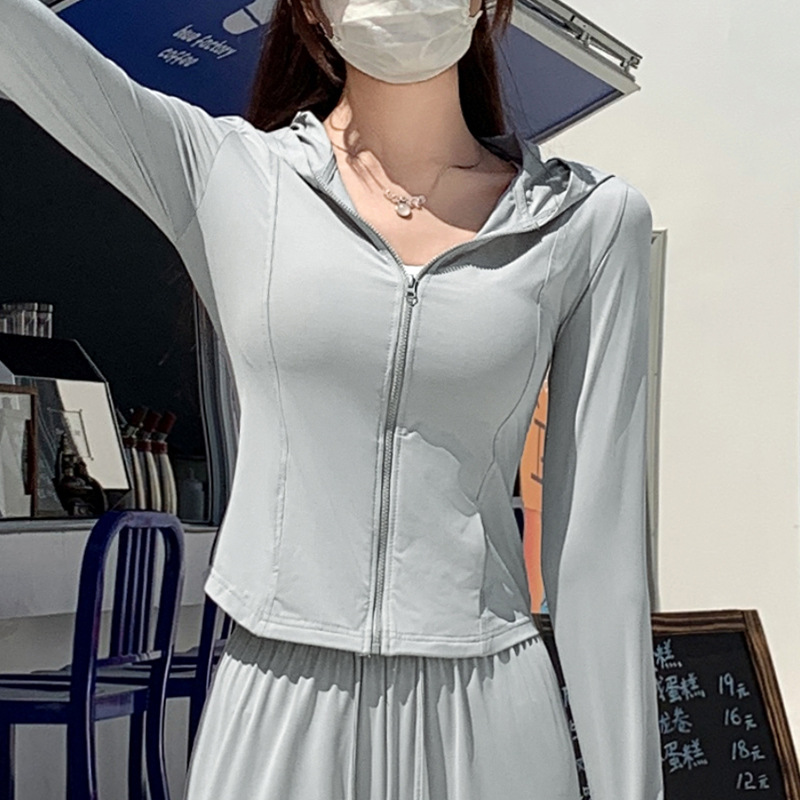パンツセットアップ フード付きゆったりパンツセットアップ