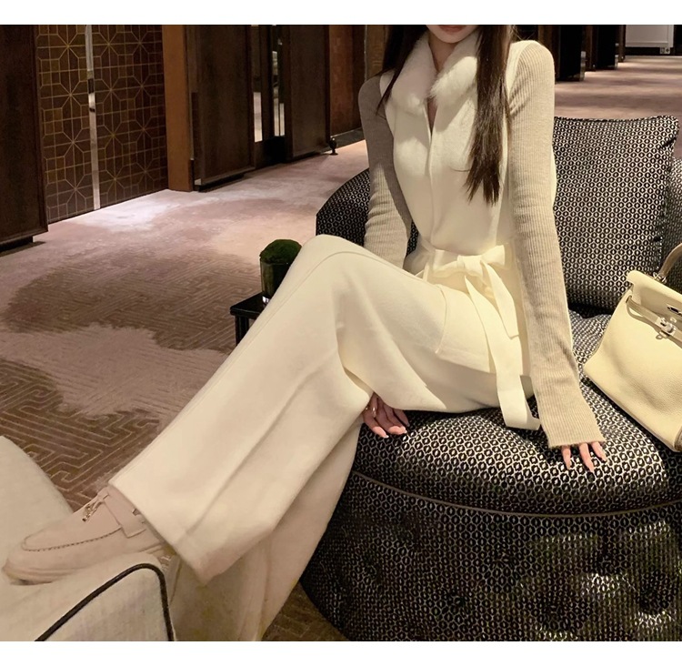 https://fulmo-img-server.com/pants-set/7c830643-6bc4-445d-a9b1-86a1e705e25c.jpg
