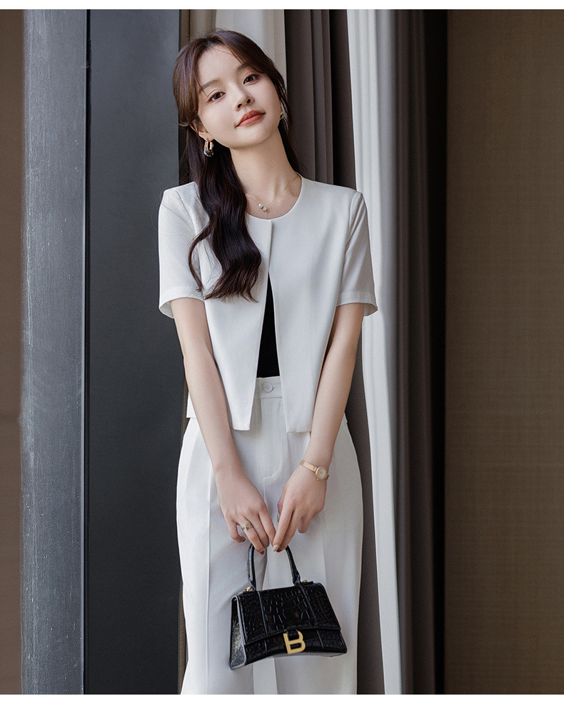 https://fulmo-img-server.com/pants-set/82856208-c01c-4059-9a82-7016161884b7.jpg