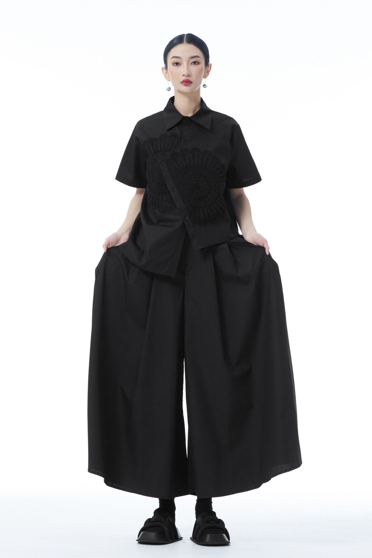 パンツセットアップ 雰囲気たっぷり極上袴風ワイドパンツ