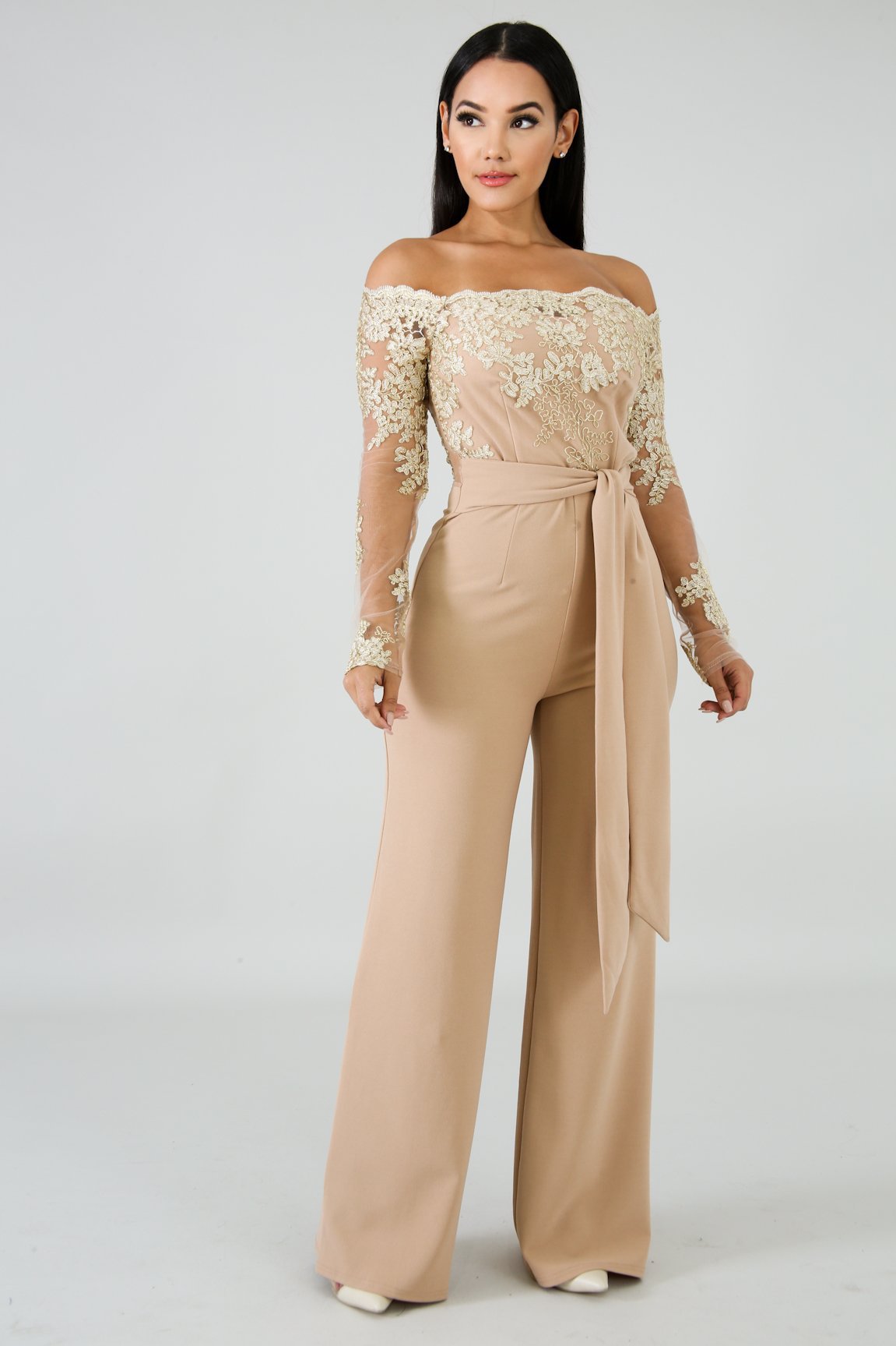 https://fulmo-img-server.com/pants-set/8893aaf5-de87-40ff-bb16-5a89c15576f2.jpg