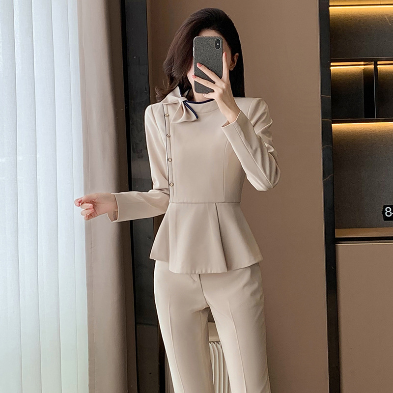 パンツセットアップ リボンネックペプラムスーツ