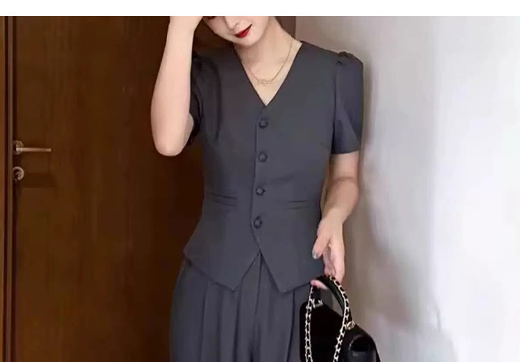 https://fulmo-img-server.com/pants-set/8a3769f5-32d1-4bee-9253-c52c6f9149c4.jpg
