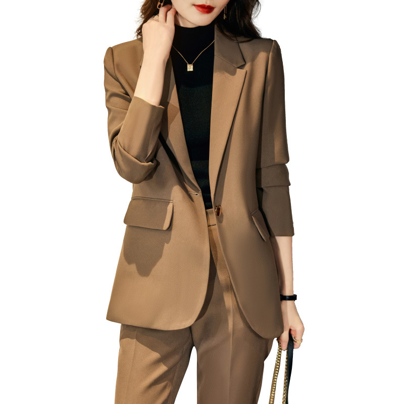 https://fulmo-img-server.com/pants-set/8ebbf3e9-b1b2-42d1-870b-1e34a465dd25.jpg