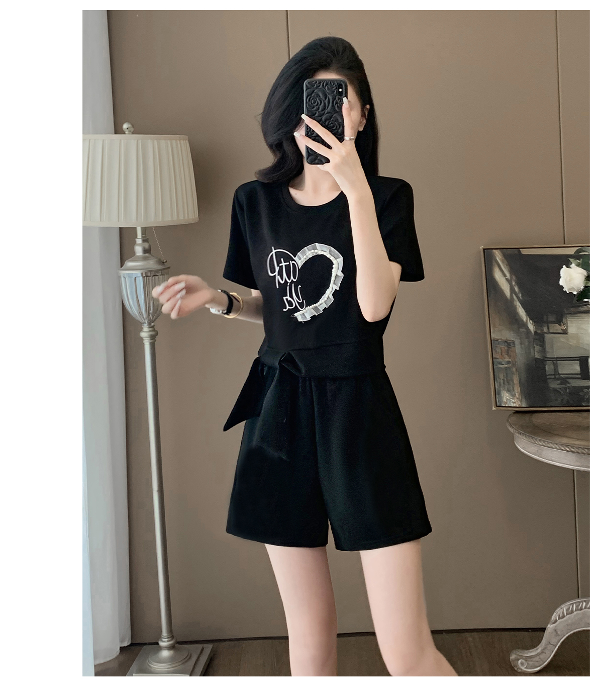 https://fulmo-img-server.com/pants-set/902b6fdf-6d0c-4449-817e-ba84c0324afc.jpg