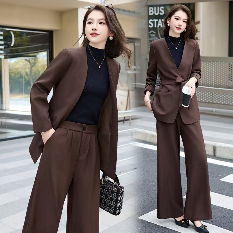 https://fulmo-img-server.com/pants-set/909a8472-c339-44bb-b1e8-da844b243f3e.jpg