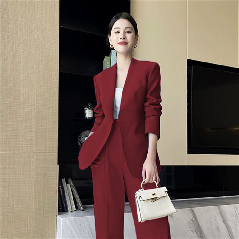 https://fulmo-img-server.com/pants-set/913bd9ae-8bbf-481b-b795-b6b98b9bb6ab.jpg