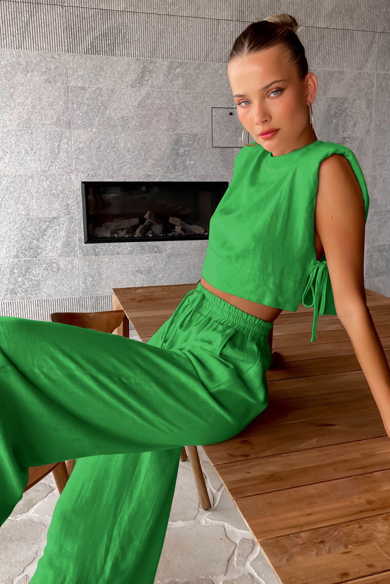 https://fulmo-img-server.com/pants-set/922ea1e7-f614-4d80-8f3f-26d207f7fc39.jpg