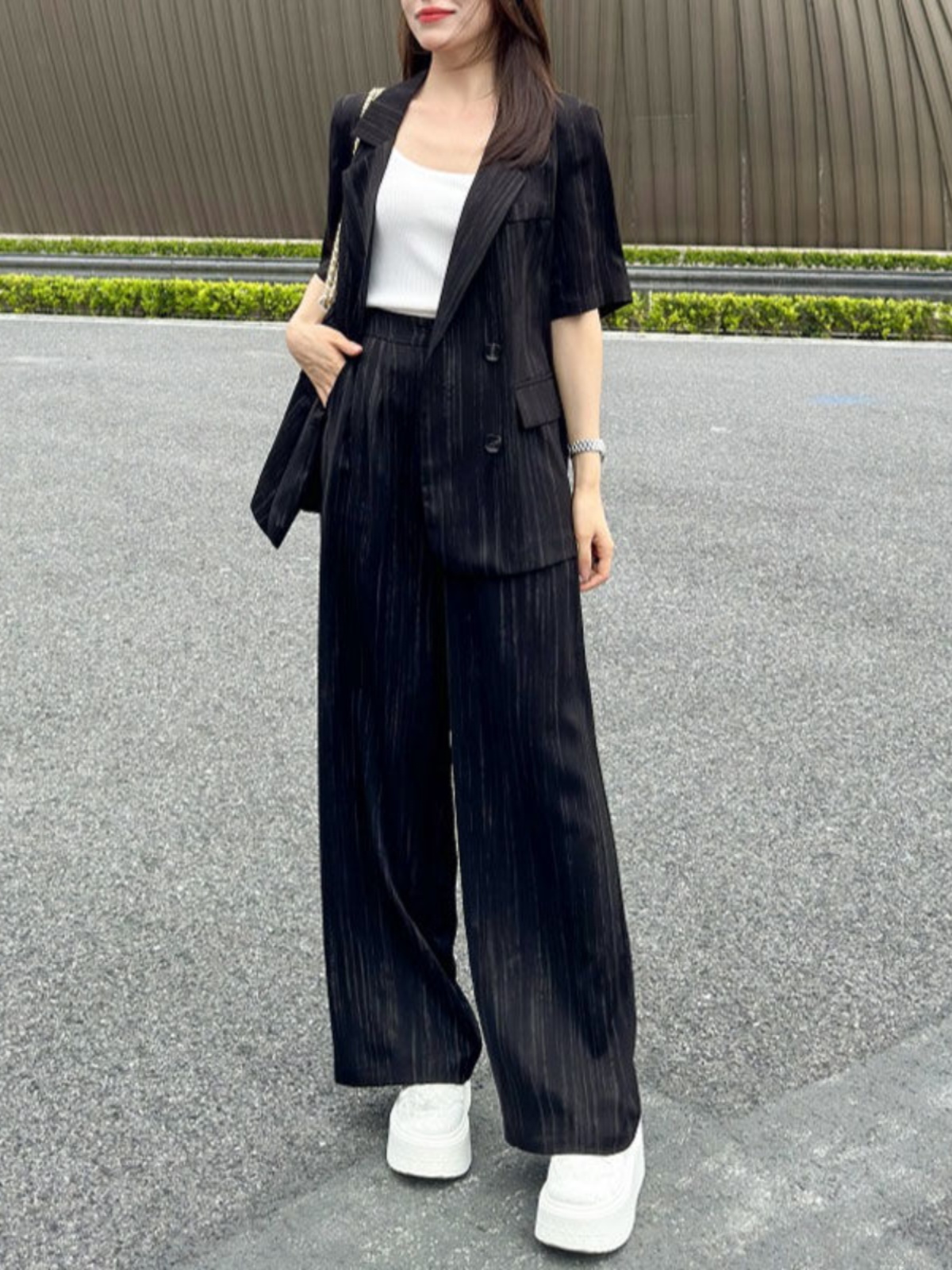 トレンド感たっぷり！ジャケット×ワイドパンツのセットアップで叶える大人の余裕コーデおすすめ5選