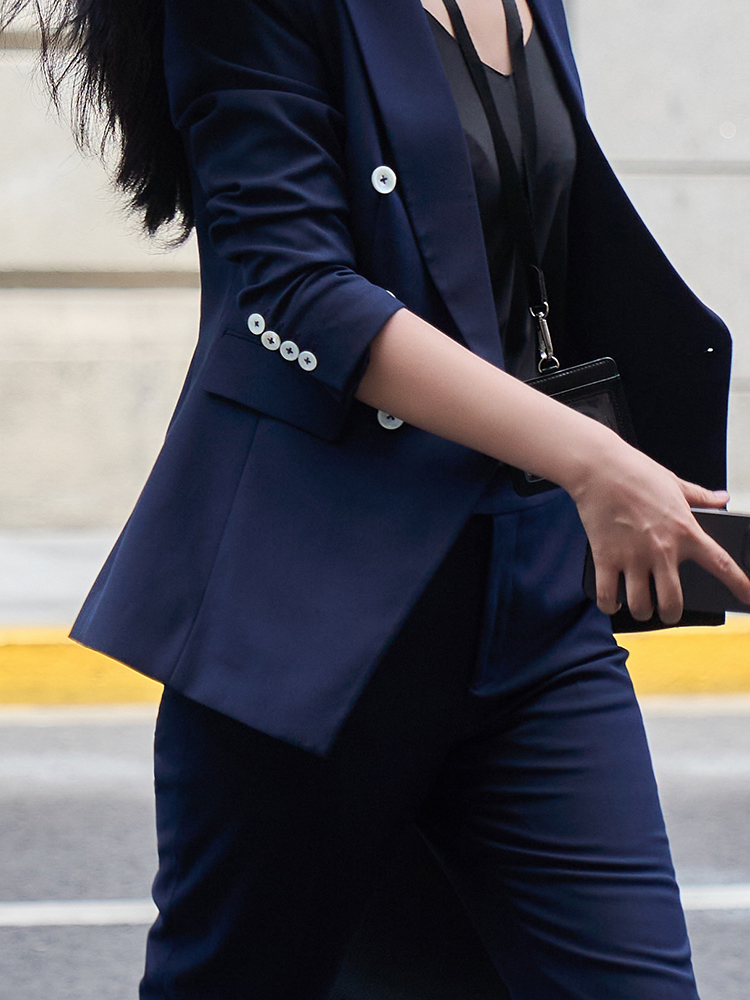 https://fulmo-img-server.com/pants-set/9395ce7a-5af2-441b-9568-93f42c419608.jpg
