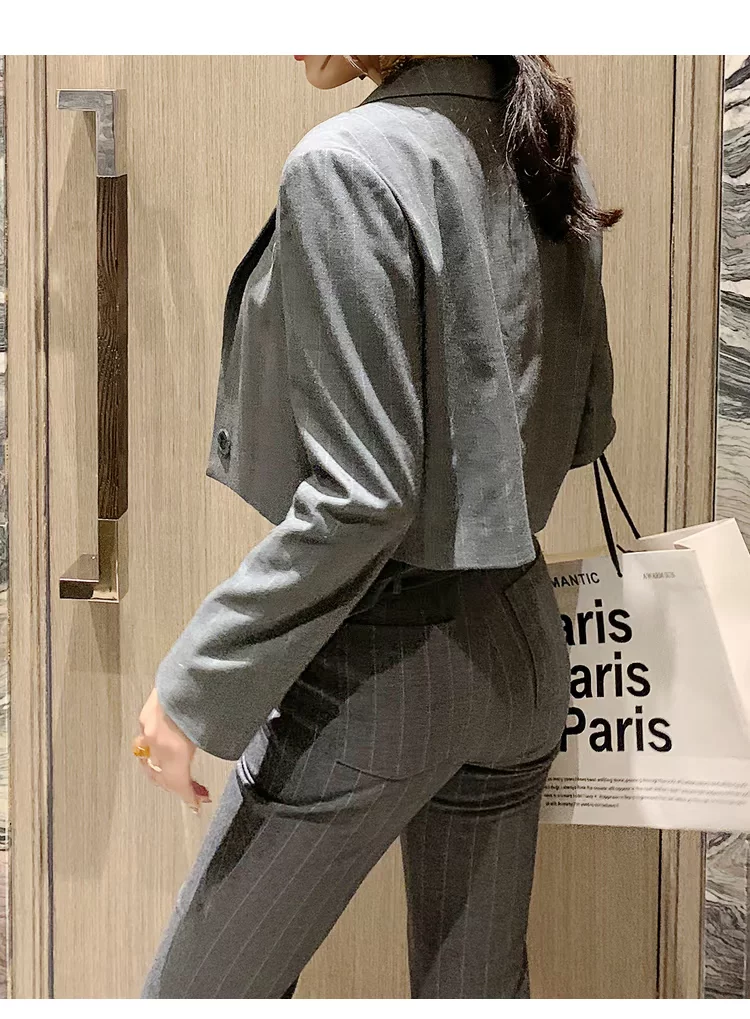 https://fulmo-img-server.com/pants-set/95ad0698cdc995284b0efb07357de72e.webp