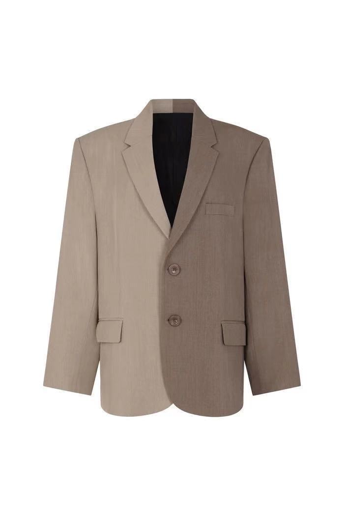 二つの私を、一着に。常識を裏切る、美しき二面性 ワイドパンツセットアップ