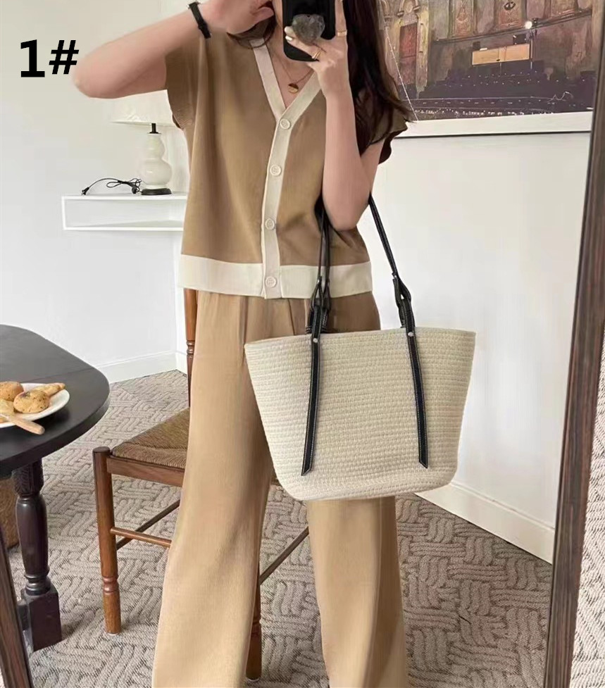 https://fulmo-img-server.com/pants-set/98564f83-8893-4736-a4ea-c19002fdbfbf.jpg