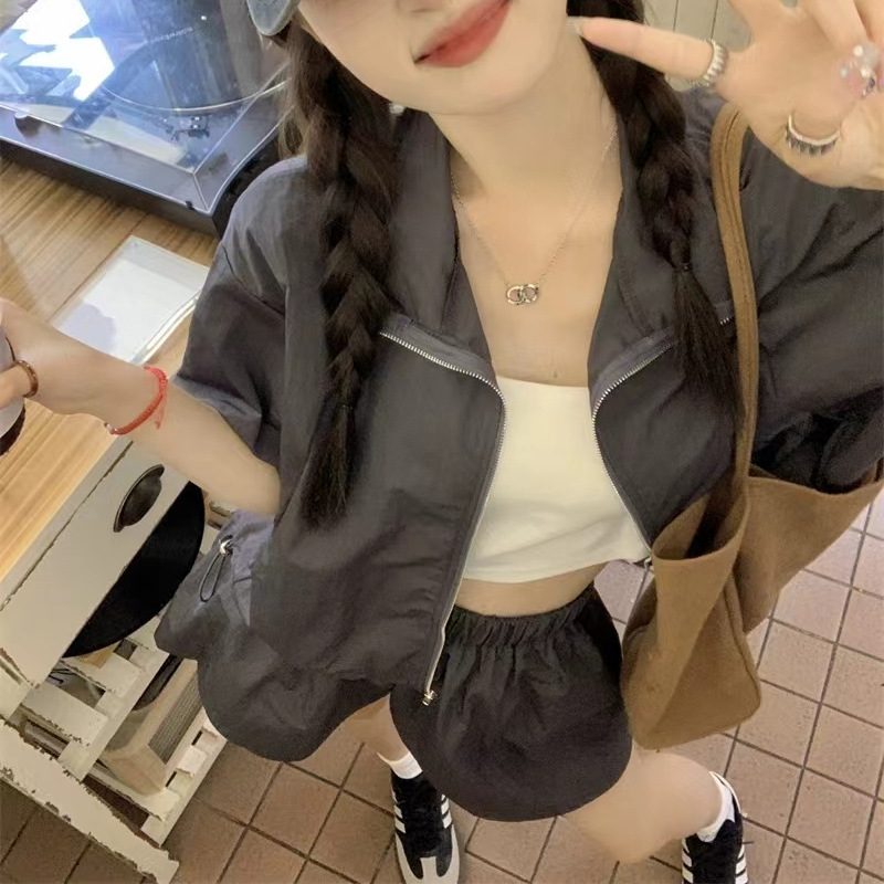 パンツセットアップ ジップアップブルゾン風ショートパンツセット