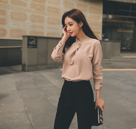 https://fulmo-img-server.com/pants-set/9d913bf9-25d0-47e6-82f4-e3fcfe29d953.jpg