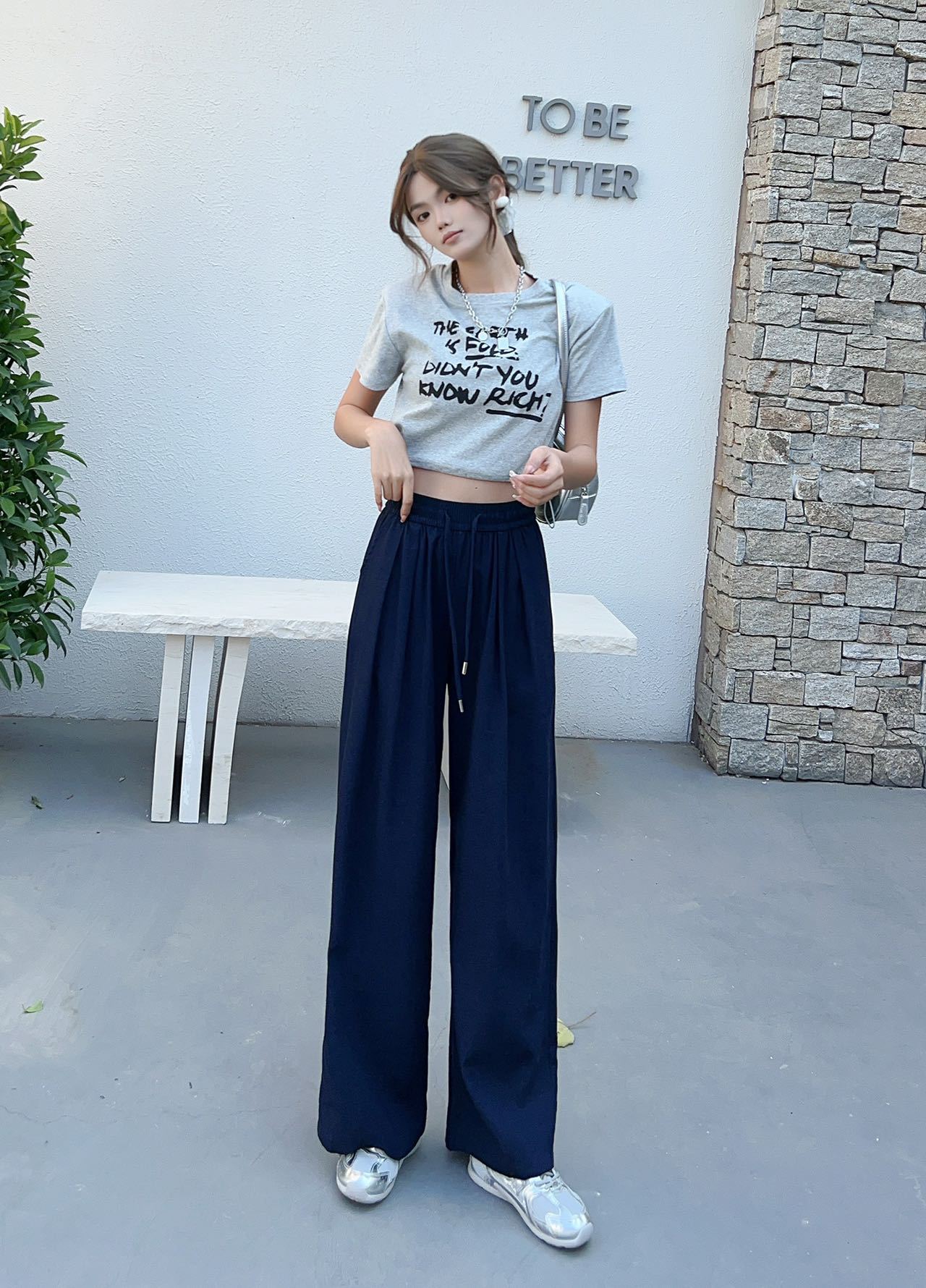 パンツセットアップ なめらか素材リラックスワイドパンツ