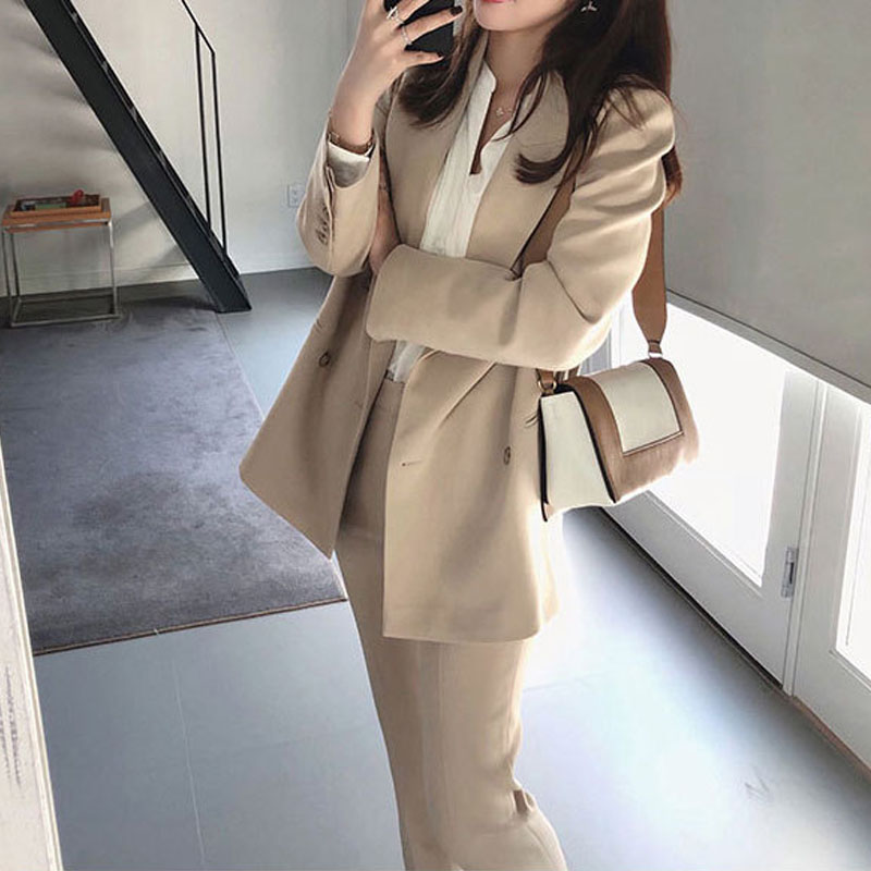 https://fulmo-img-server.com/pants-set/9eed016b-3f8e-44f5-8f44-cba2b94d5f5d.jpg