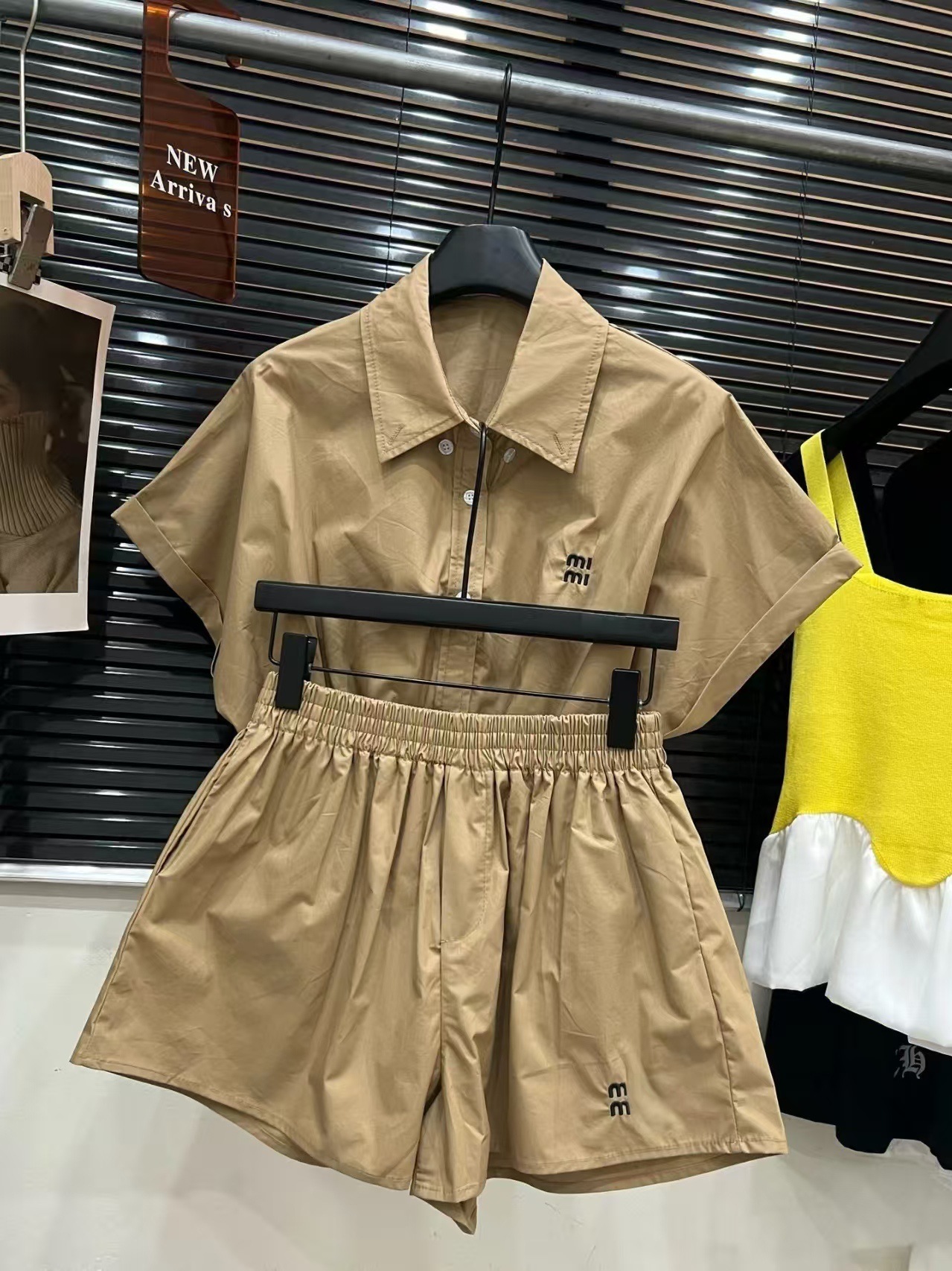 パンツセットアップ クロップド丈ショートセットアップ