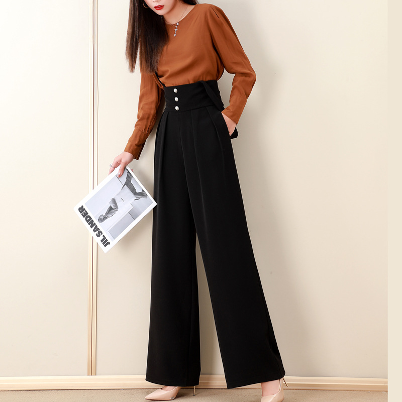 https://fulmo-img-server.com/pants-set/a1061228-f182-419c-9050-7c5c69bb154f.jpg