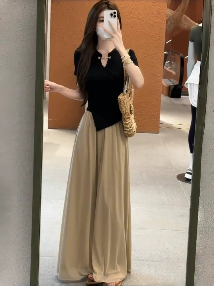 https://fulmo-img-server.com/pants-set/a192ff23-8e7e-47d8-8219-e2af11b5e190.jpg