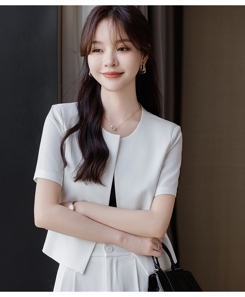 https://fulmo-img-server.com/pants-set/a1ed5000-1783-43da-bb46-10cab78af080.jpg