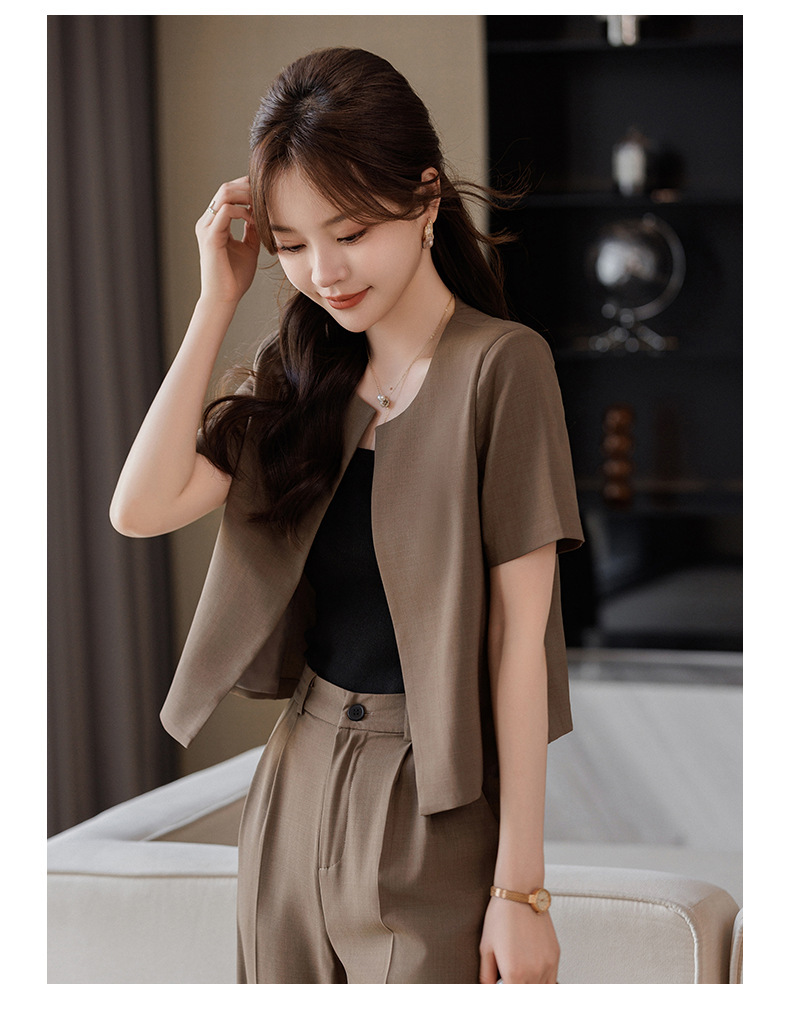 https://fulmo-img-server.com/pants-set/a6ff785c-5164-4146-ae24-632bbf0e2906.jpg