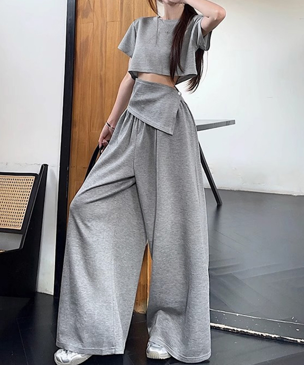 https://fulmo-img-server.com/pants-set/aa2342ec-a64c-49ec-a22c-480a06a2af61.jpg