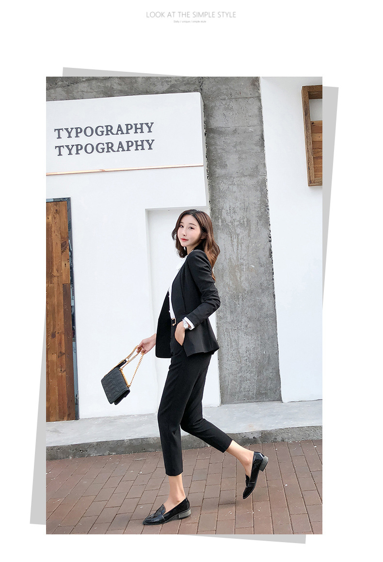 パンツセットアップ 洗練ベルト付きテーパードパンツ