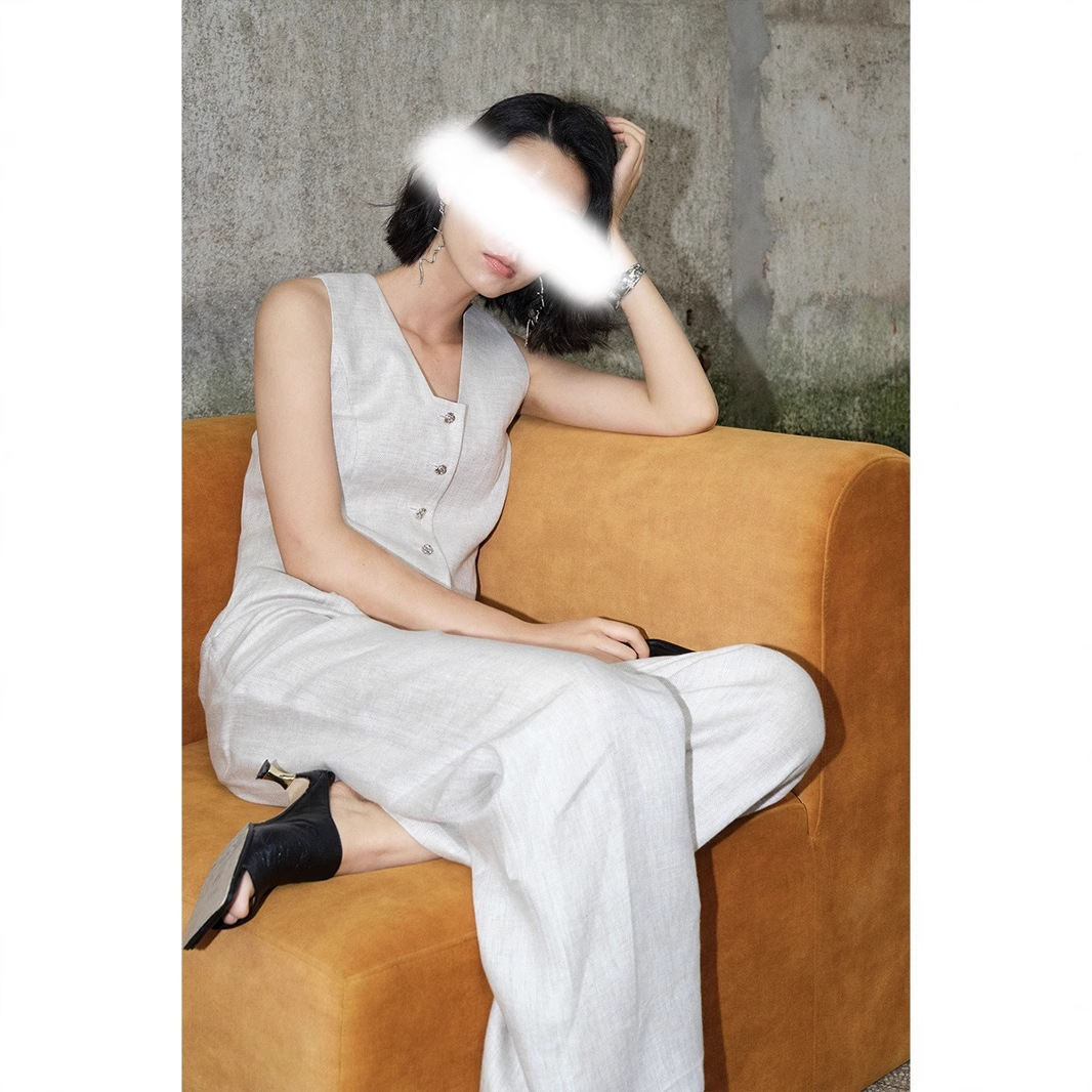 https://fulmo-img-server.com/pants-set/ad146480-cf45-41bf-8797-2cd742f3e36d.jpg