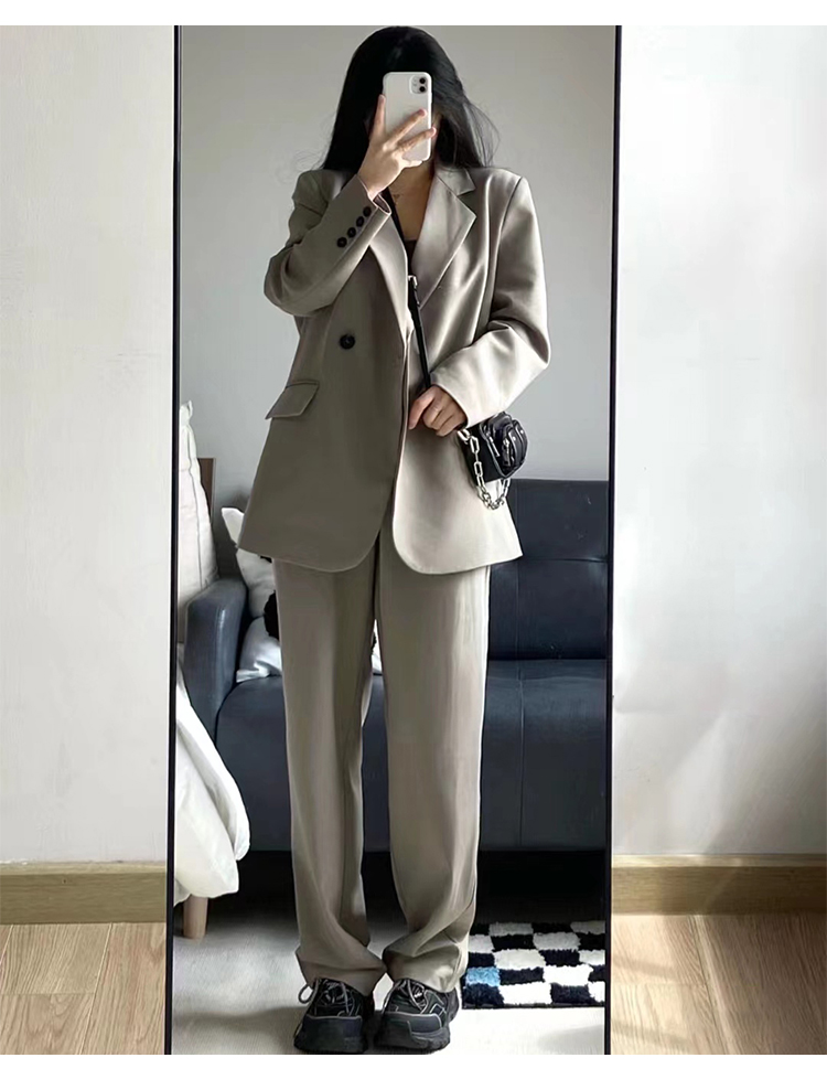 https://fulmo-img-server.com/pants-set/ae7a6ff8-ab93-4e7b-9130-4c52e37ec997.jpg