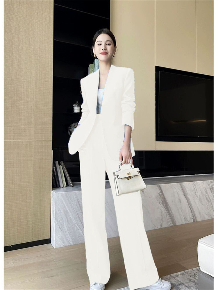 https://fulmo-img-server.com/pants-set/aff8e2e4-ee00-4a97-804f-64869ab4f10e.jpg