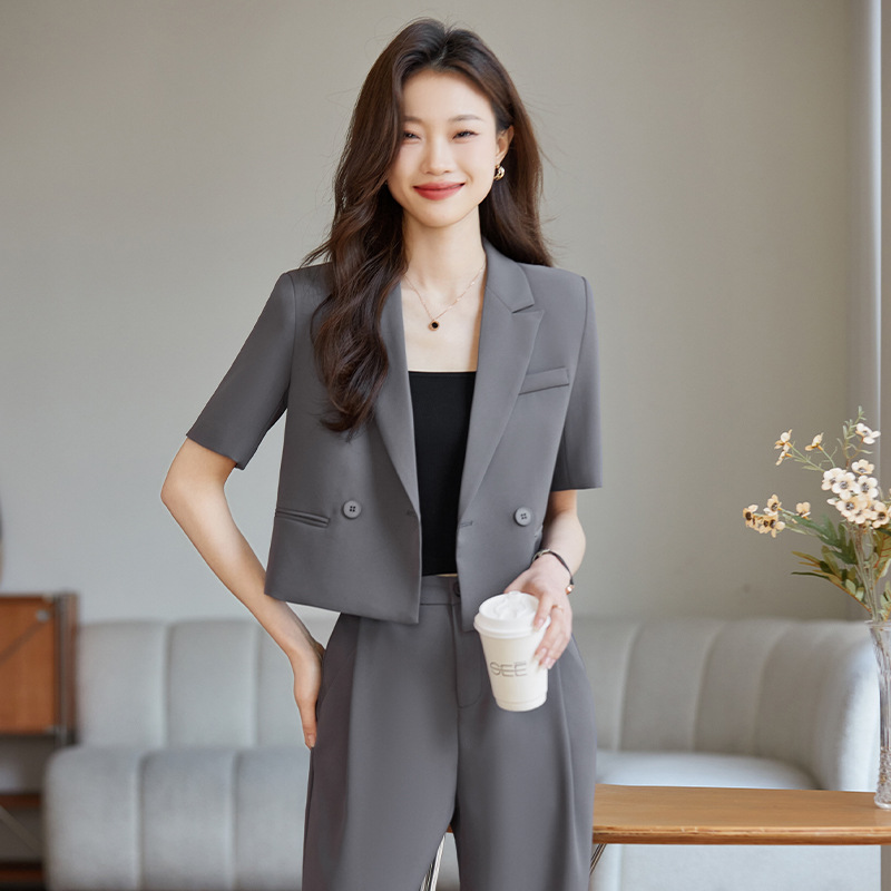 https://fulmo-img-server.com/pants-set/b0b98841-12ab-4ccc-887e-4cd99c587011.jpg