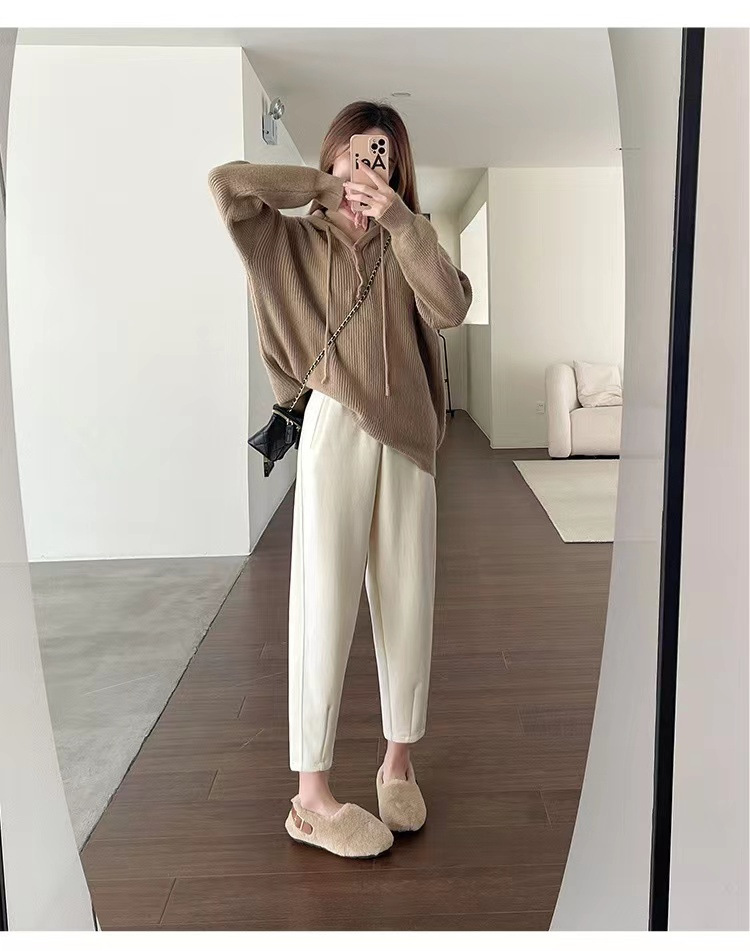 https://fulmo-img-server.com/pants-set/b389f95e-f818-438a-92b5-e3d70819ba4d.jpg