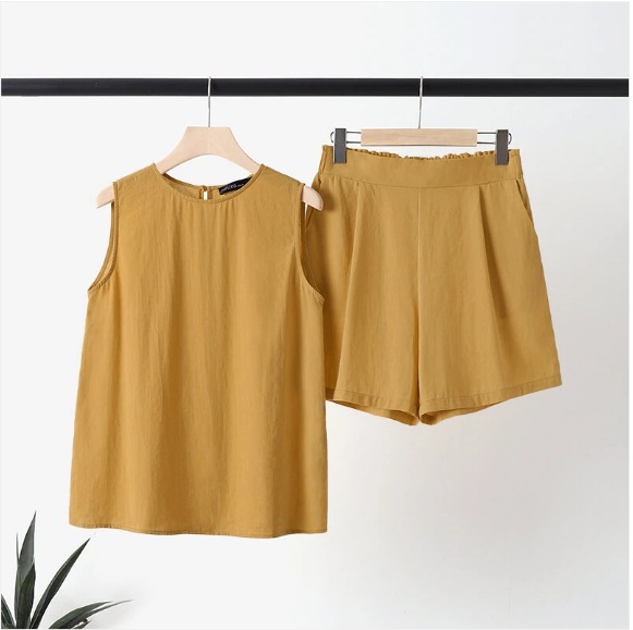 パンツセットアップ ノースリーブ上品ショートパンツセット