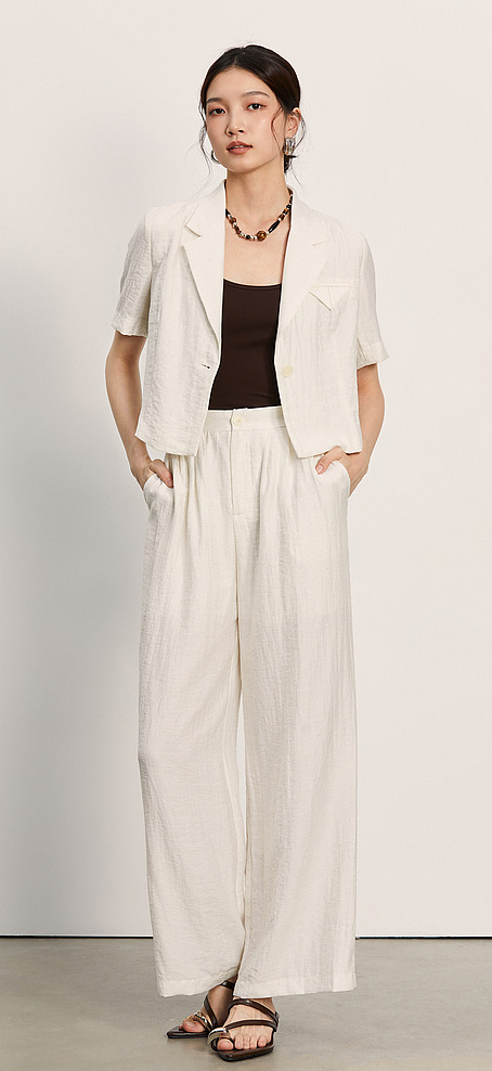 https://fulmo-img-server.com/pants-set/b9d87a26-ce34-4f7d-ab30-279221247c16.jpg