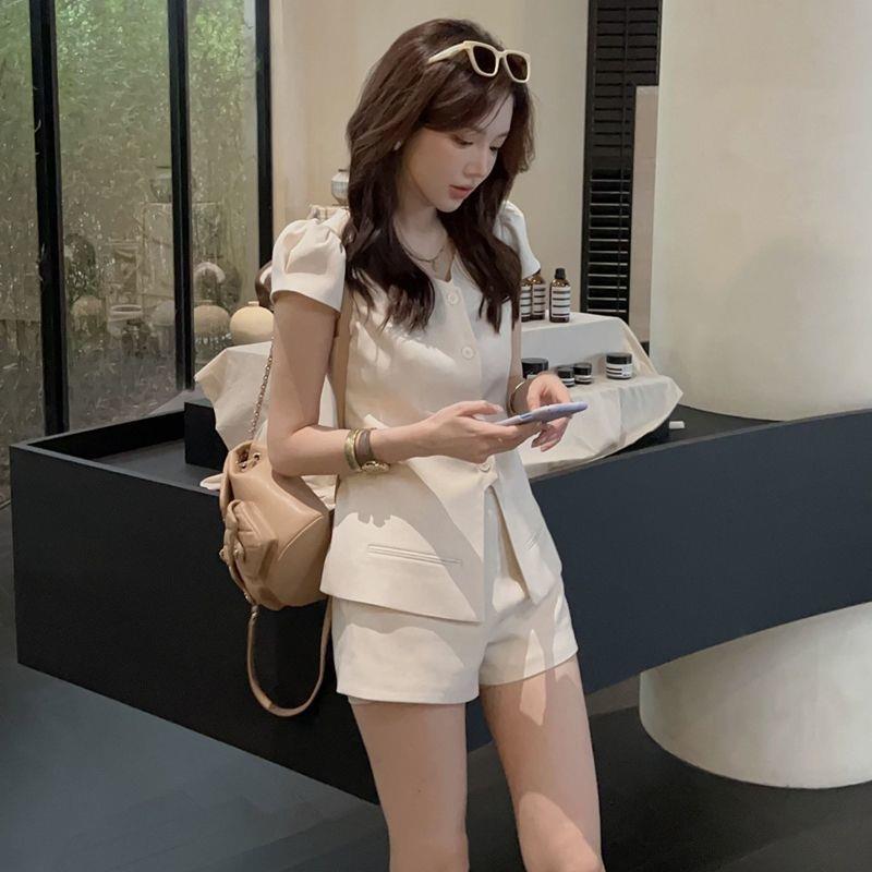 https://fulmo-img-server.com/pants-set/baf10385-51b8-4165-9db2-77f40792fc83.jpg