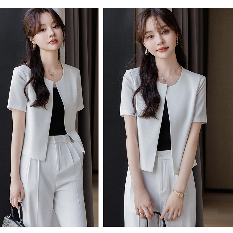 https://fulmo-img-server.com/pants-set/c462d261-f67d-4f6e-8965-3fb1c46aa7d8.jpg