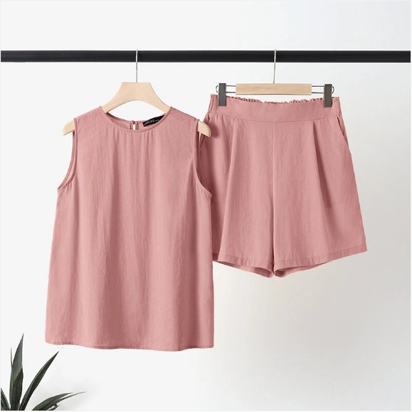 パンツセットアップ ノースリーブ上品ショートパンツセット